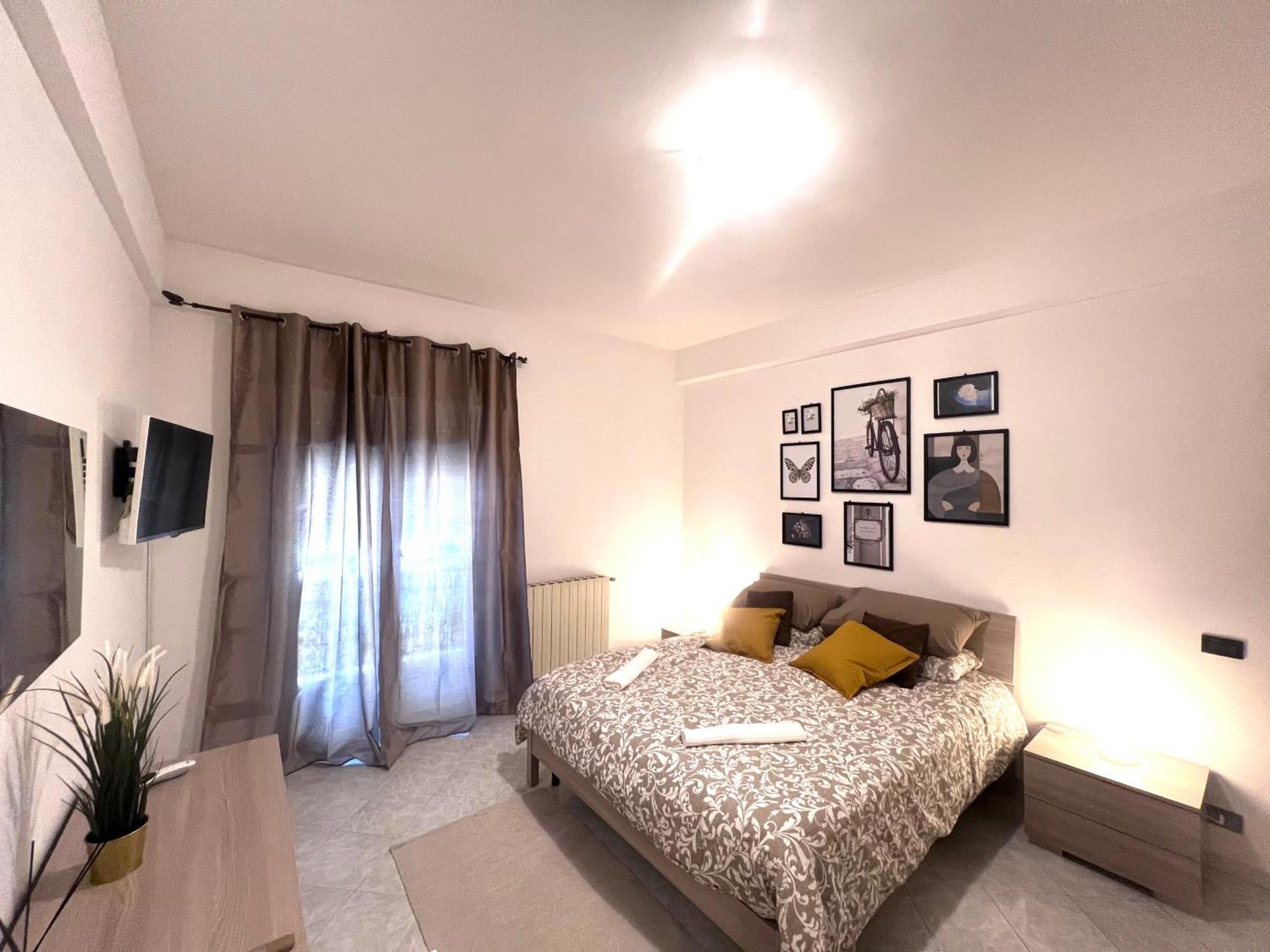 Romesuitetitti Bagian luar foto